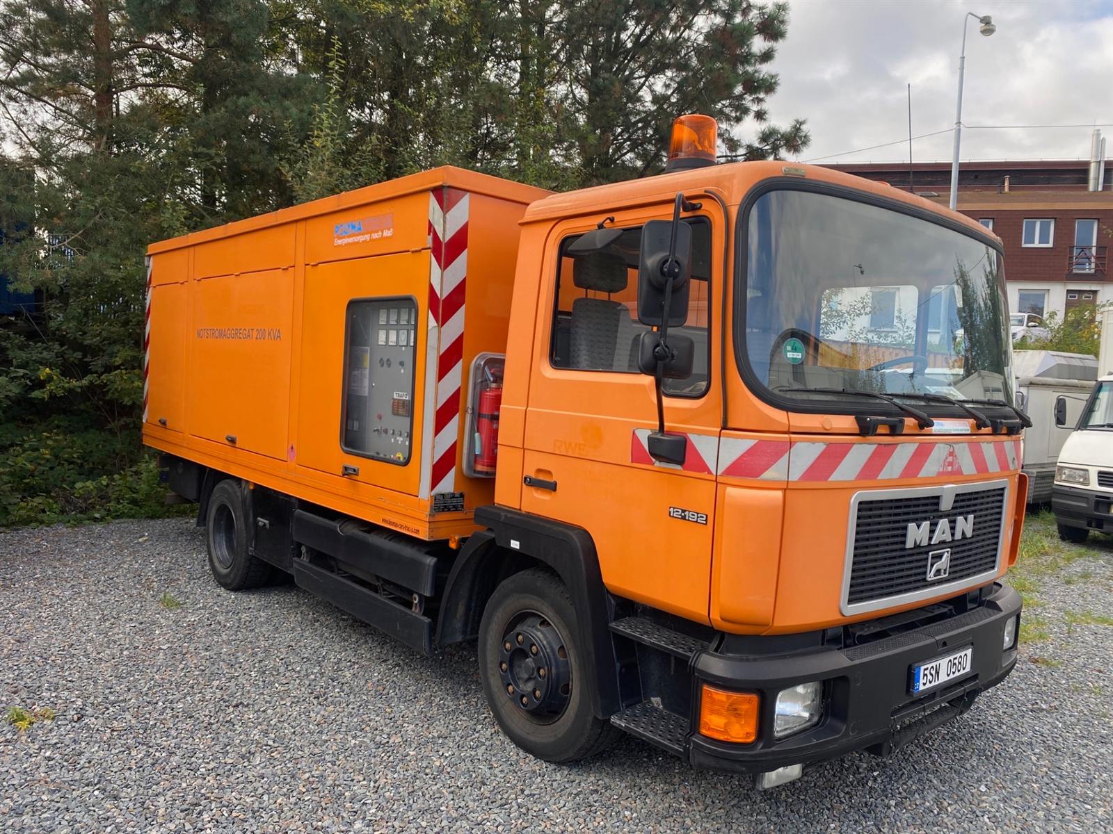 Filmový agregát 160 kW na podvozku MAN s obsluhou